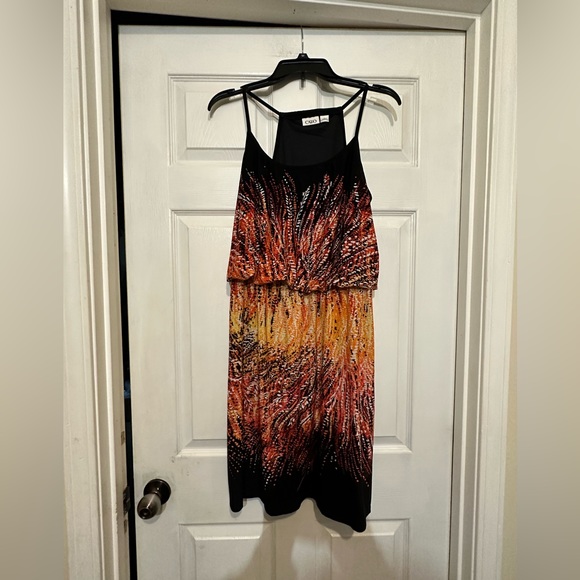 Dress size large - Picture 2 of 8